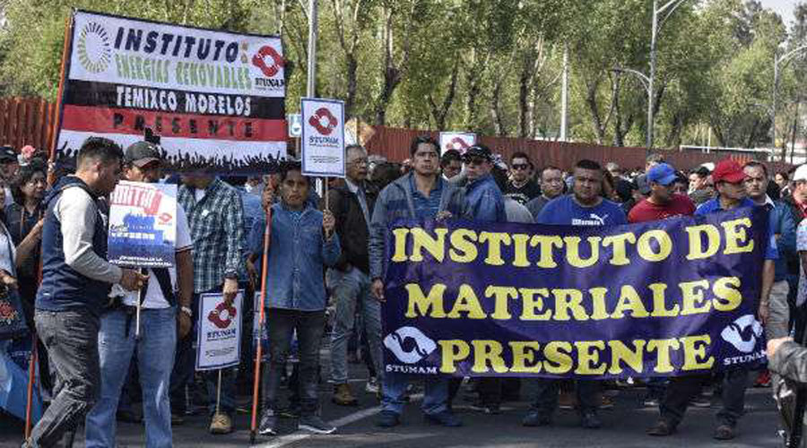 Trabajadores de la UNAM protestan en la Cámara de Diputados para exigir mayor presupuesto | El Imparcial de Oaxaca