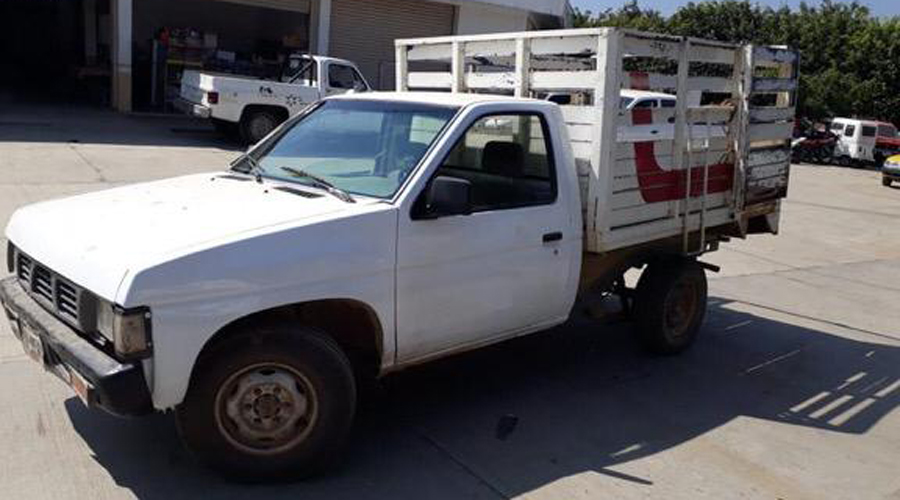 Recuperan camioneta con reporte de robo en Putla | El Imparcial de Oaxaca