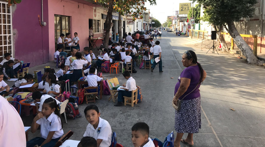 Irresponsabilidad sacar a niños para recibir clases en la calle: Iocifed | El Imparcial de Oaxaca