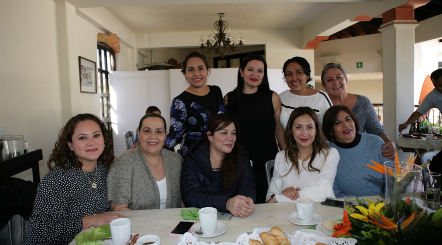 Las Mañanitas  para doña Guille