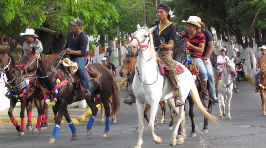 Preparan 47° Expo-Feria Ganadera en Juchitán