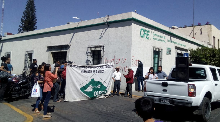 Vandalizan oficinas de la CFE en Oaxaca | El Imparcial de Oaxaca