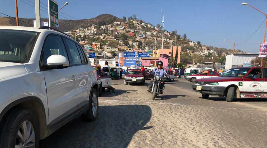 Desquician bloqueos el inicio del fin de semana en Oaxaca | El Imparcial de Oaxaca