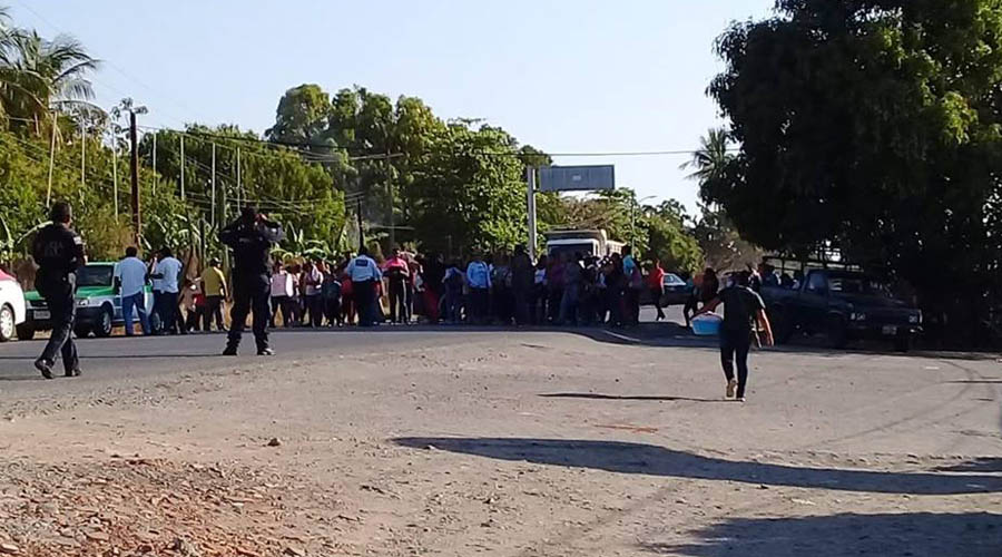 No hay cómo frenar bloqueos carreteros en el Istmo: Canacintra | El Imparcial de Oaxaca
