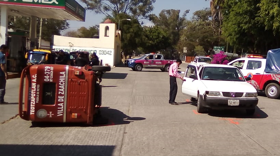 Vuelca mototaxi luego de chocar en Zaachila | El Imparcial de Oaxaca