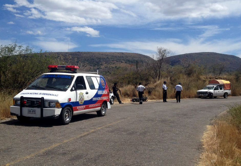 Chocan dos vehículos en la Mixteca | El Imparcial de Oaxaca