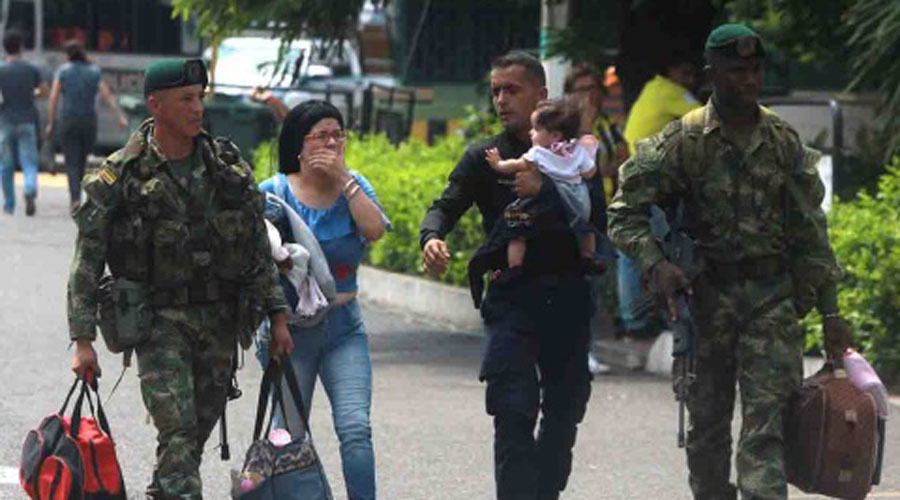 Más de 567 militares dejan solo a Maduro | El Imparcial de Oaxaca