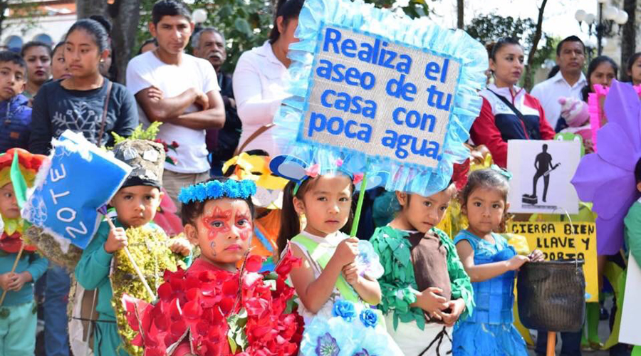 Pequeños conmemoran el día mundial del agua