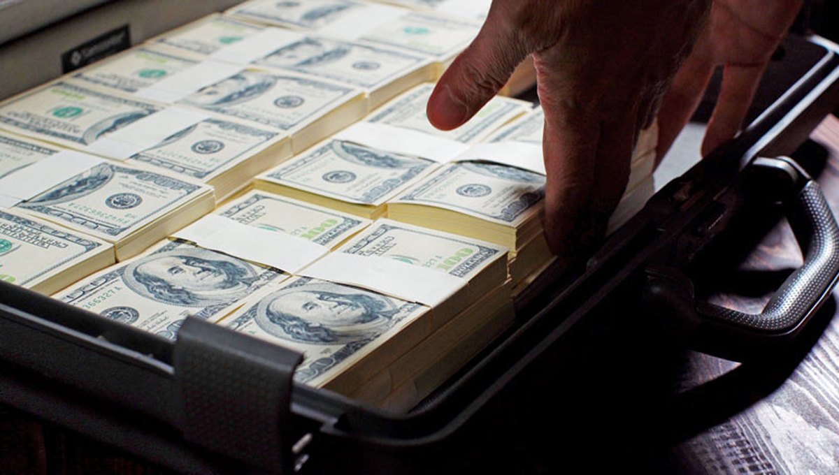Desempleado encuentra 9.5 millones de pesos, los devuelve y sólo pide un trabajo digno