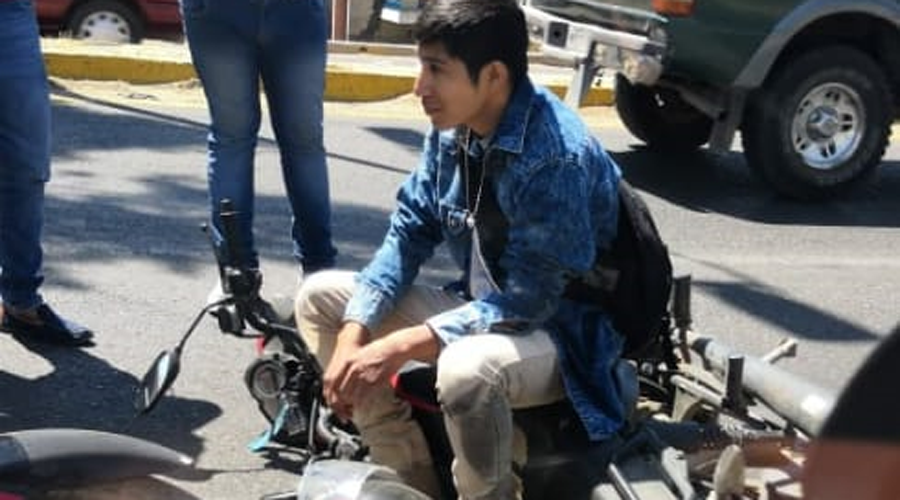 Se lesiona joven al caer de su motocicleta | El Imparcial de Oaxaca