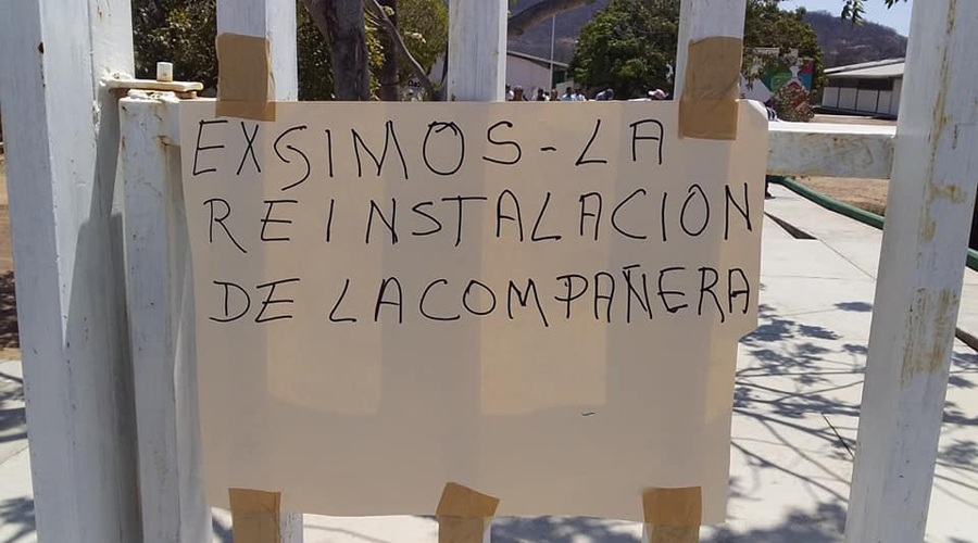 Comuneros del Istmo cierran el ICAPET por despido y retención de salarios