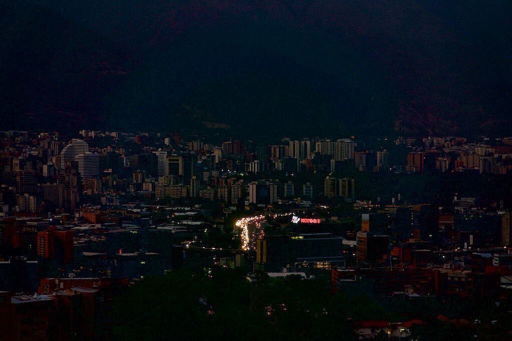 Se restablece servicio eléctrico en Venezuela tras apagón de 20 horas | El Imparcial de Oaxaca