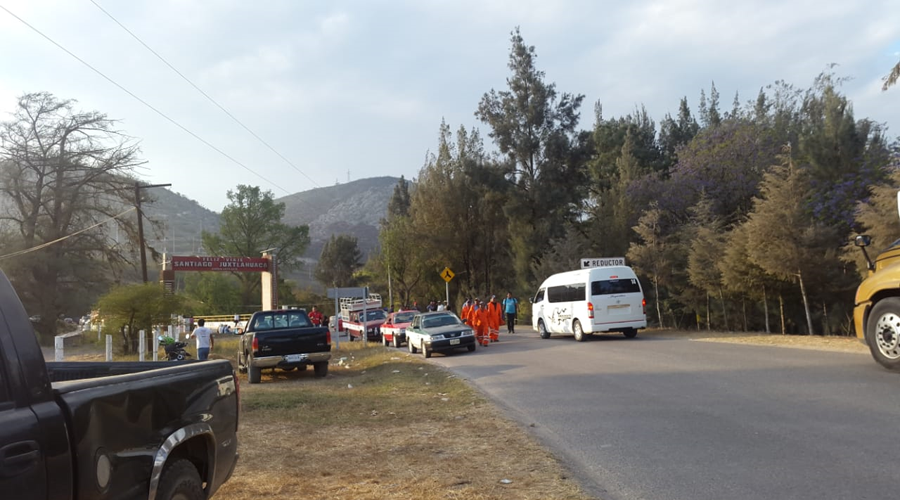 Denuncian en la Mixteca, fuertes afectaciones  por bloqueo en carretera