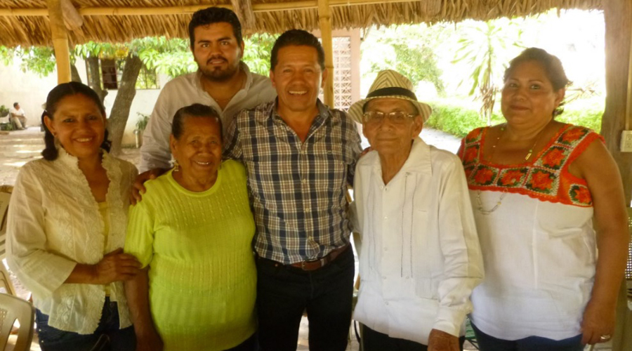 Abrazos para Elpidio | El Imparcial de Oaxaca