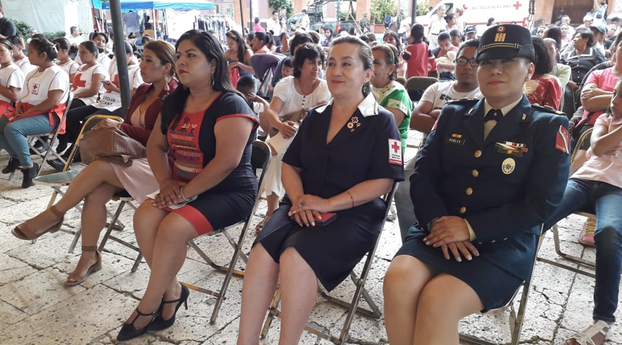Mujer, baluarte de la sociedad y base de la familia: regidora de Huajuapan