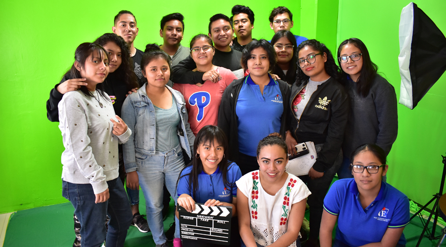 Alumnos del Colegio de Estudios en Informática visitan El Imparcial | El Imparcial de Oaxaca