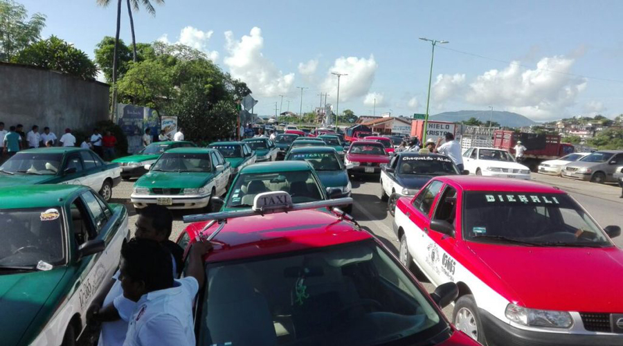 Podrían movilizarse taxistas en Tehuantepec