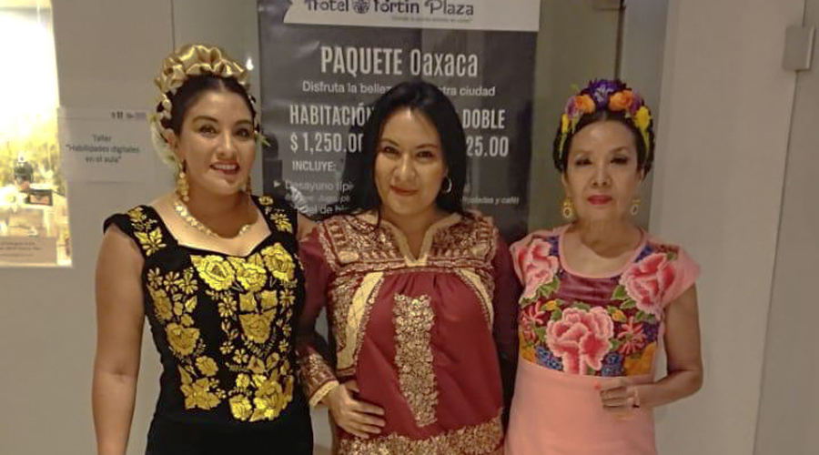 ¡Saludos para nuestras amigas!