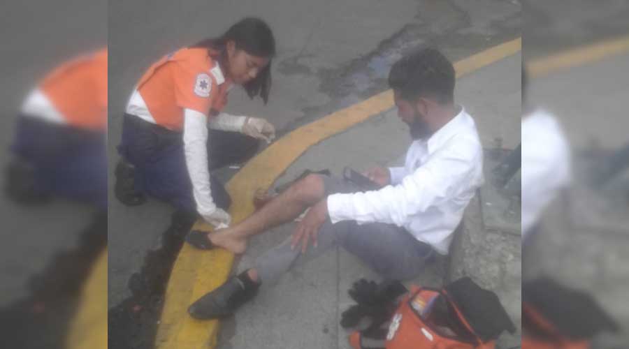 Se lesiona motociclista en Calzada Héroes de Chapultepec | El Imparcial de Oaxaca