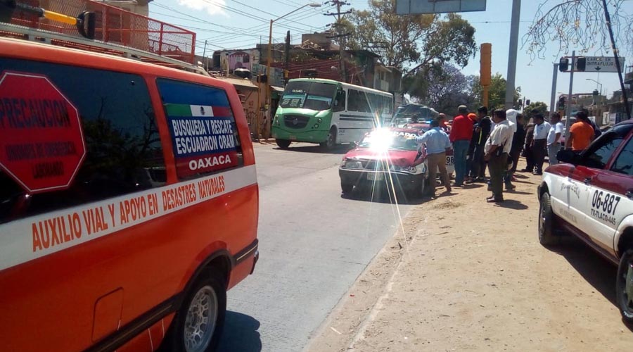 Duelo de taxistas, cuatro lesionados en choque en Oaxaca | El Imparcial de Oaxaca