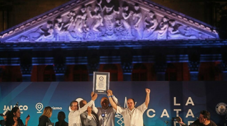 México gana Récord Guinness por la cata de tequila más grande del mundo | El Imparcial de Oaxaca