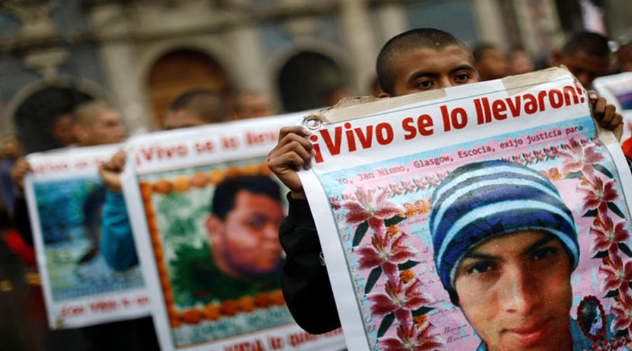 Video: Normalista de Ayotzinapa desaparecido era infiltrado de la Sedena | El Imparcial de Oaxaca