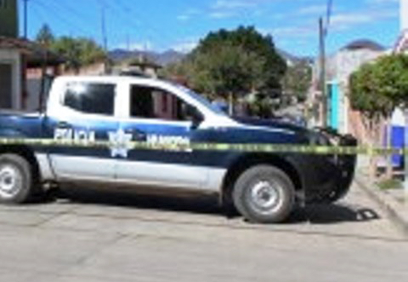 Abandonan vehículo tras fuerte accidente en Huajuapan | El Imparcial de Oaxaca