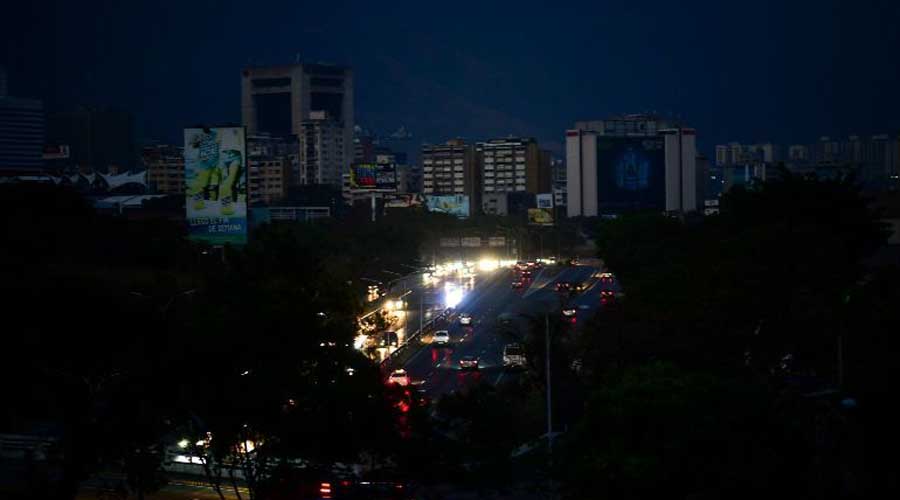 Registra capital de Venezuela su tercer apagón | El Imparcial de Oaxaca
