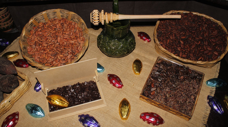 El mejor Chocolate y Mole artesanal lo encuentras en Calenda