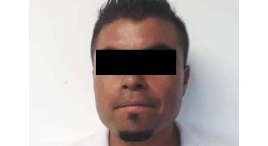 Detienen a hombre acusado de dañar taxi | El Imparcial de Oaxaca