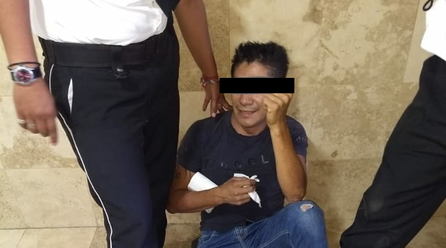 Arrestan a hombre por tomar fotos de mujeres en baño público | El Imparcial de Oaxaca