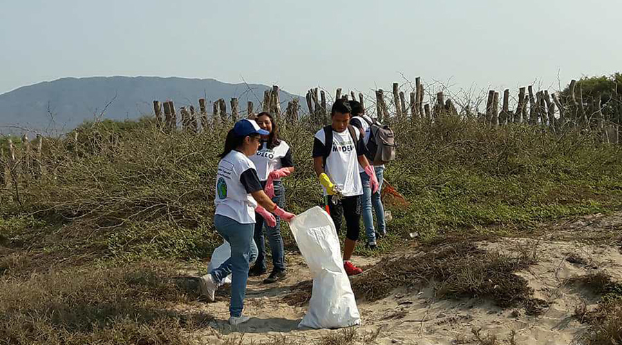 Buscan detener y evitar  contaminación en las playas de Oaxaca