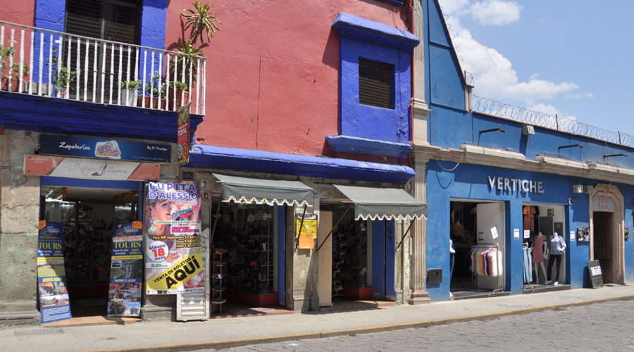 Critican petición para   cerrar los negocios de Oaxaca