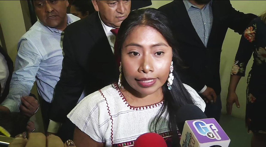 Video: Yalitza Aparicio regaña a reporteros que iban a entrevistarla