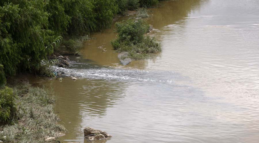 La contaminación de los ríos de Oaxaca ha provocado enfermedades en la sociedad