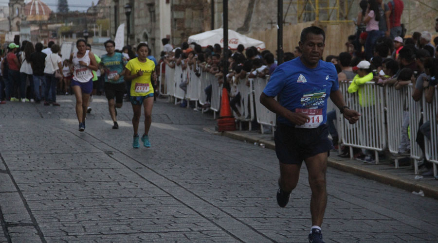 Participan más de 3 mil atletas en Carrera de la Ciudad de Oaxaca de Juárez