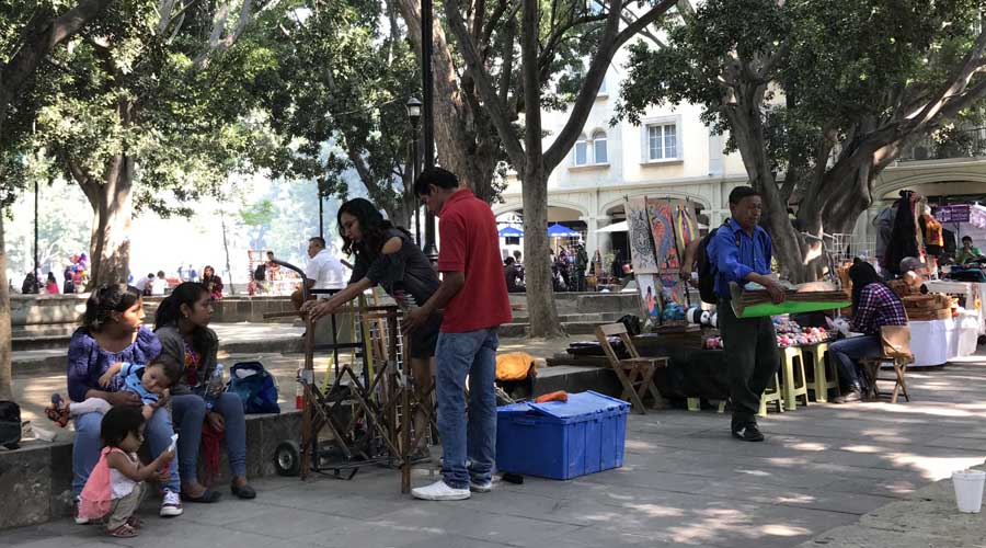 Se burlan ambulantes  de las autoridades  de Oaxaca