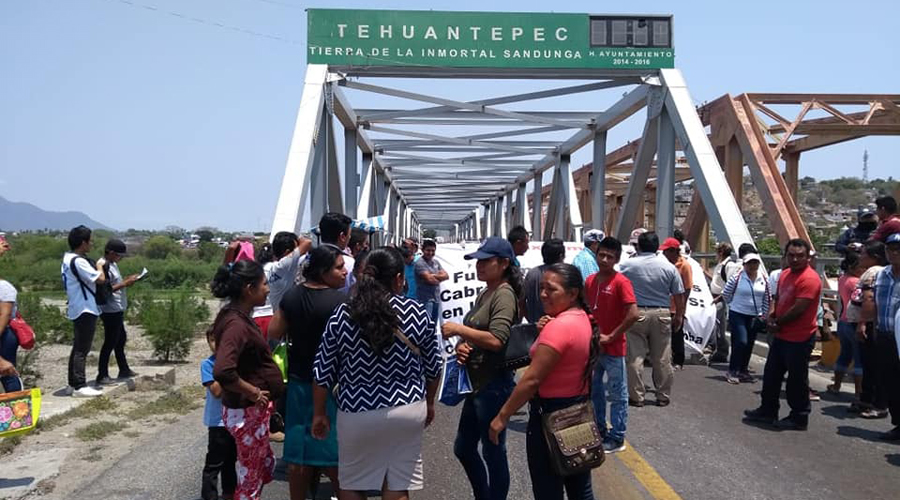 Se registra tensión en las agencias de Tehuantepec