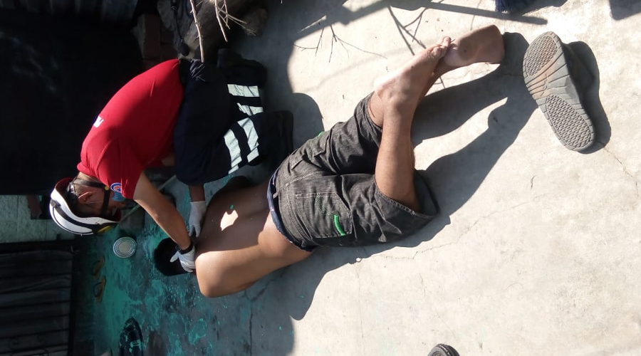 Cae hombre mientras pintaba la fachada de su casa en Xoxo | El Imparcial de Oaxaca