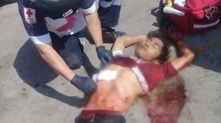 Acuchillan a hombre en la Central de Abastos