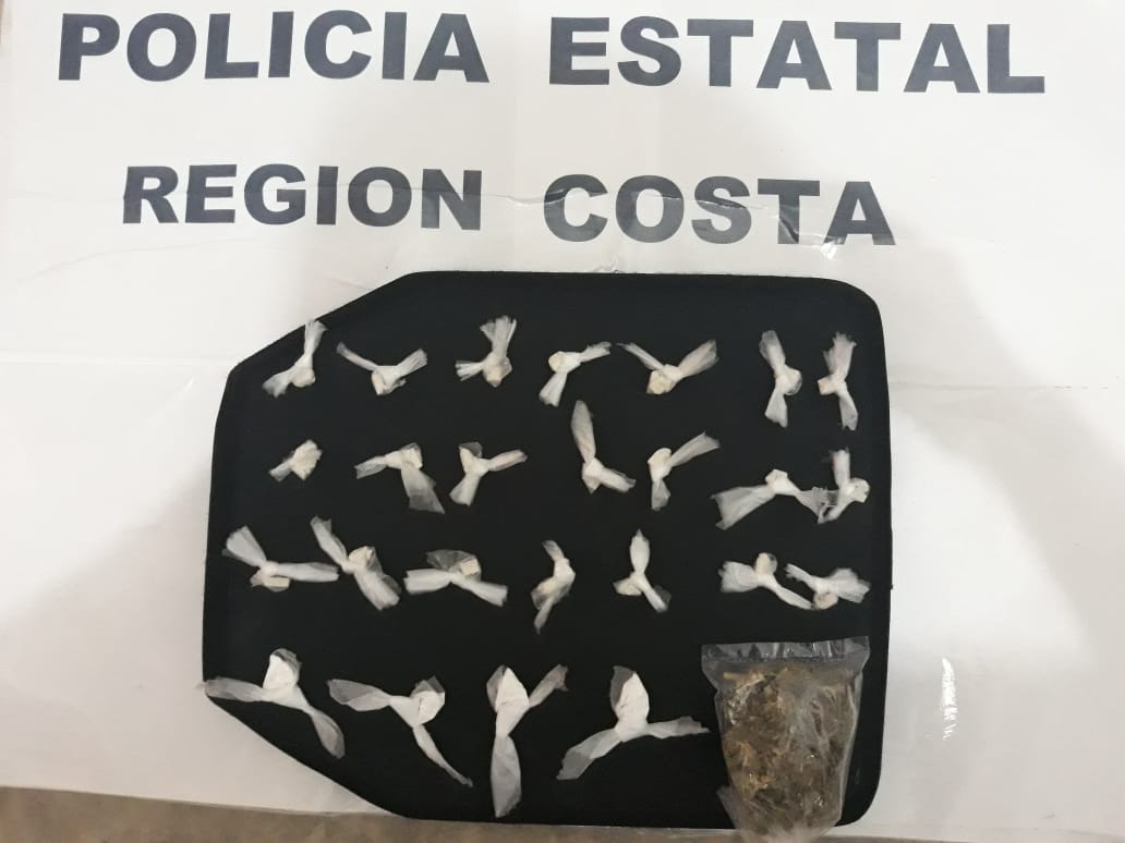 Detienen a pareja con bolsitas de droga en Puerto Escondido | El Imparcial de Oaxaca