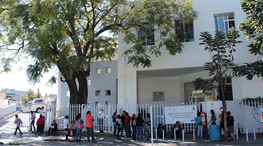 Acusan de nepotismo a personal del Hospital Civil | El Imparcial de Oaxaca