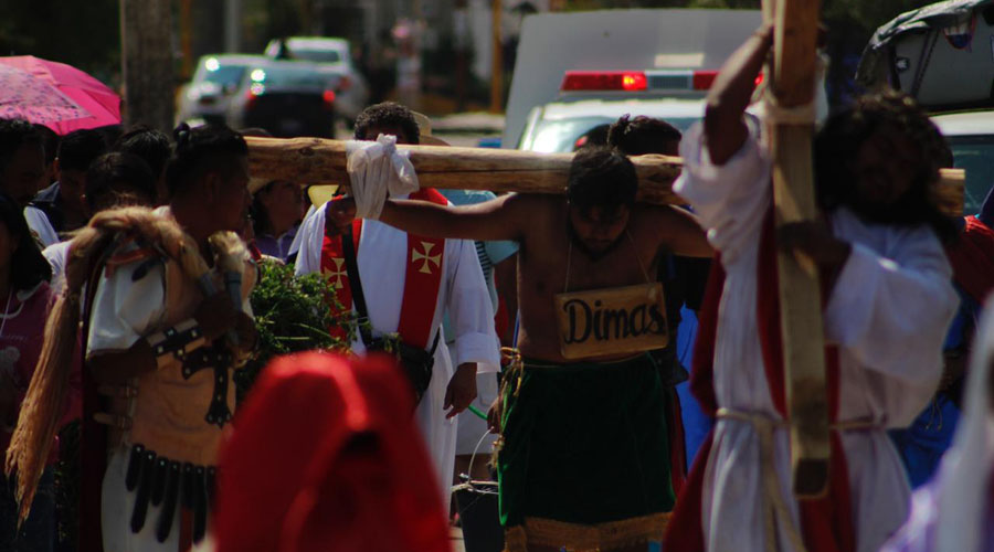 Representan en San Juanito la pasión y muerte de Jesucristo