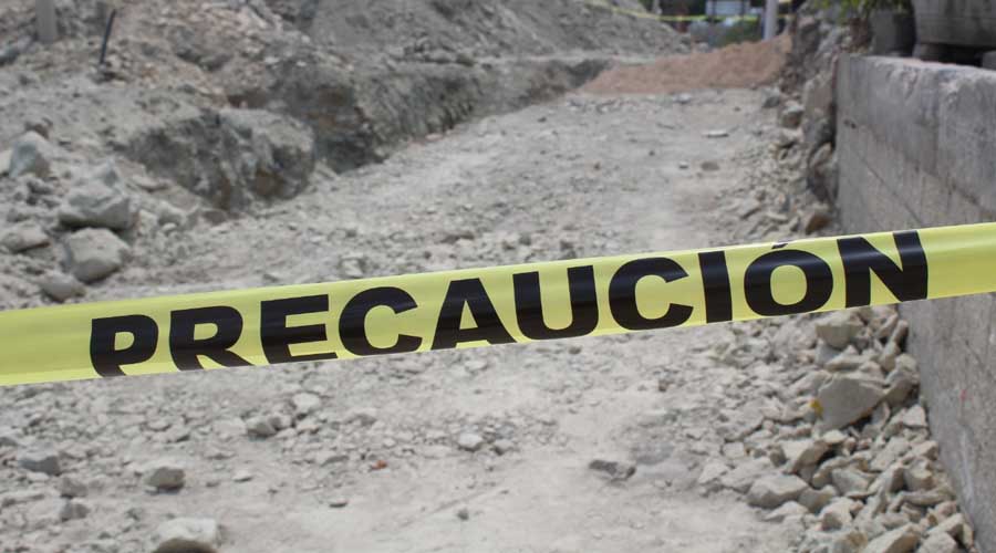 Fallece hombre tras caer a zanja de ocho metros de profundidad | El Imparcial de Oaxaca
