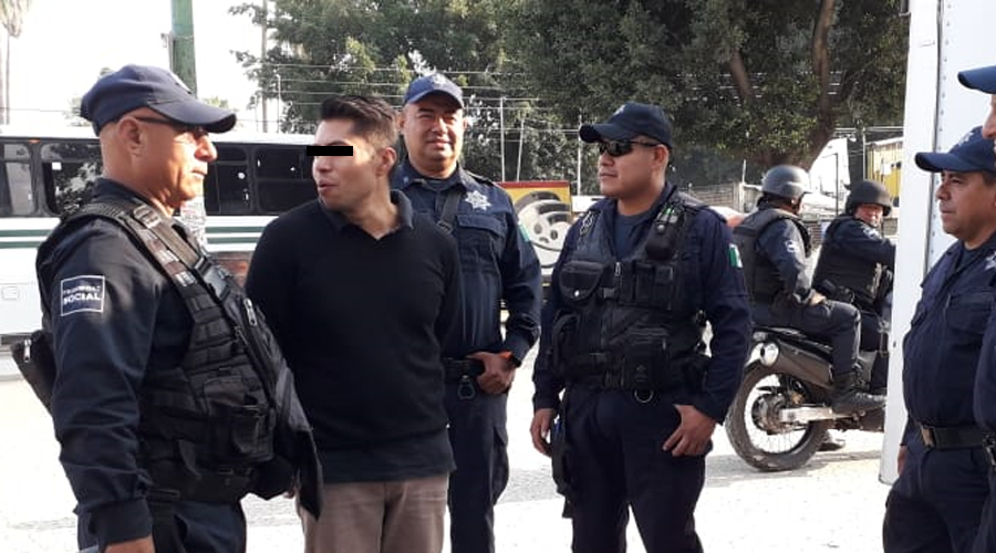 Detienen a joven por robar celular en la Central de Abasto | El Imparcial de Oaxaca