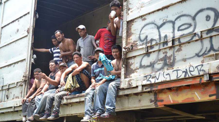 Traficantes utilizan la caravana para cruzar a personas a EU: Solalinde | El Imparcial de Oaxaca