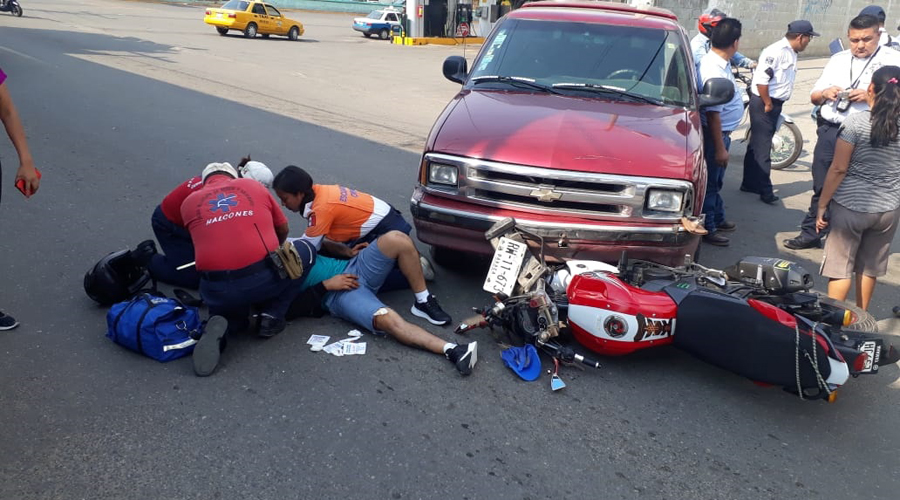 Se registra fuerte choque en Santa María Ixcotel