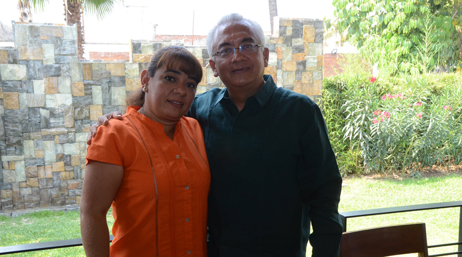 Jeanette y Dorian celebran  24 años de jurarse amor | El Imparcial de Oaxaca
