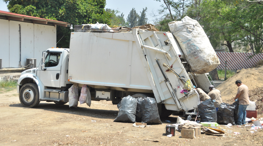 Llegan primeros camiones recolectores de basura a la capital oaxaqueña | El Imparcial de Oaxaca