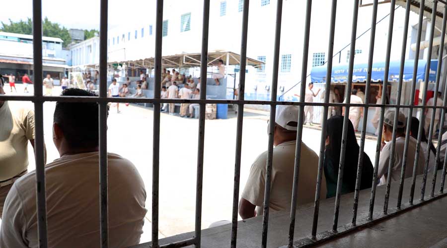 Denuncia Consorcio maltrato en penal de Ixcotel | El Imparcial de Oaxaca